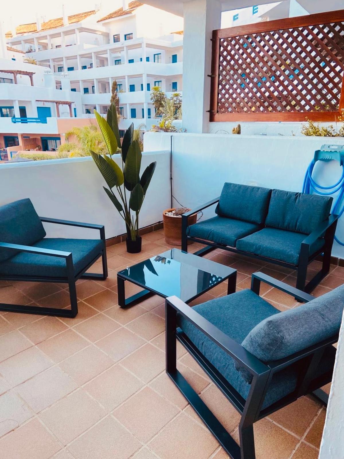 Duquesa Suites Golf And Garden Castillo de Sabinillas ภายนอก รูปภาพ
